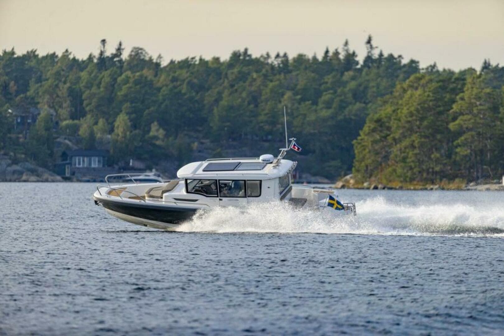 2025 Nimbus Commuter 9 — photo 3