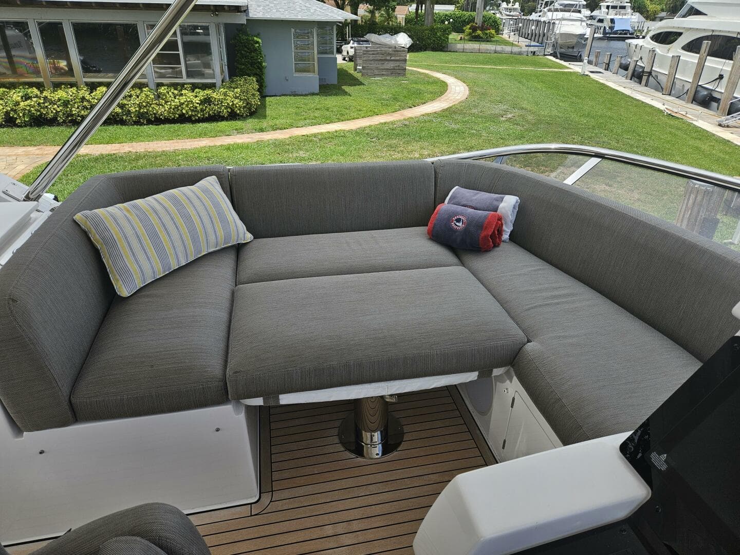 2022 Azimut 66 — photo 25