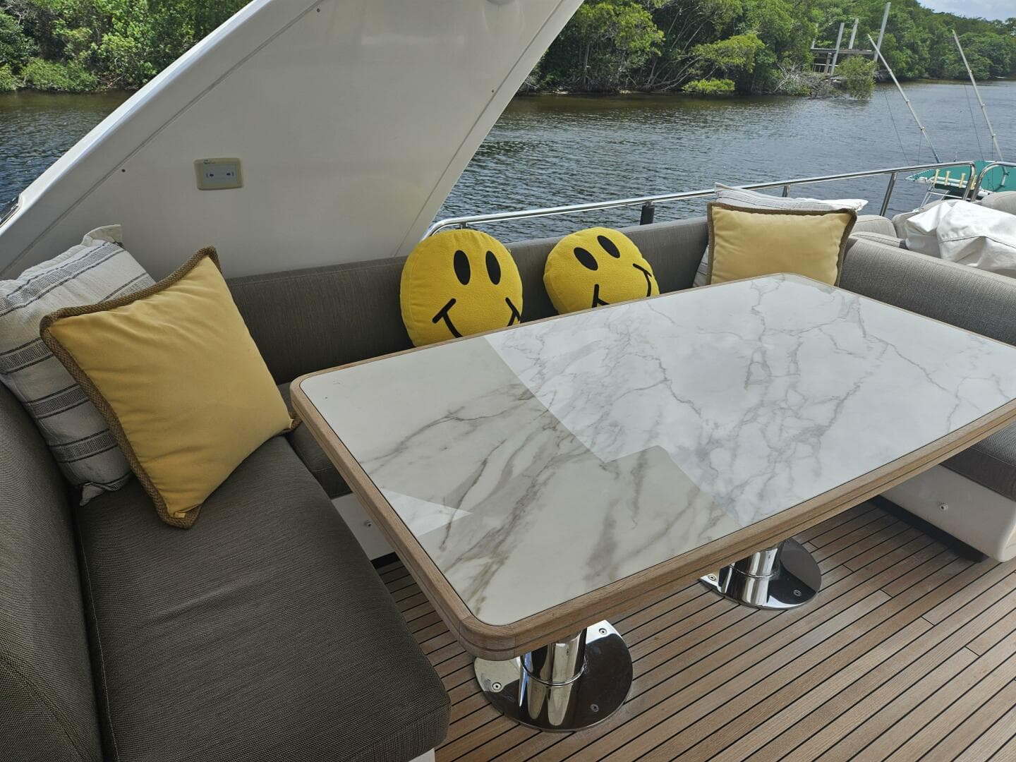 2022 Azimut 66 — photo 26