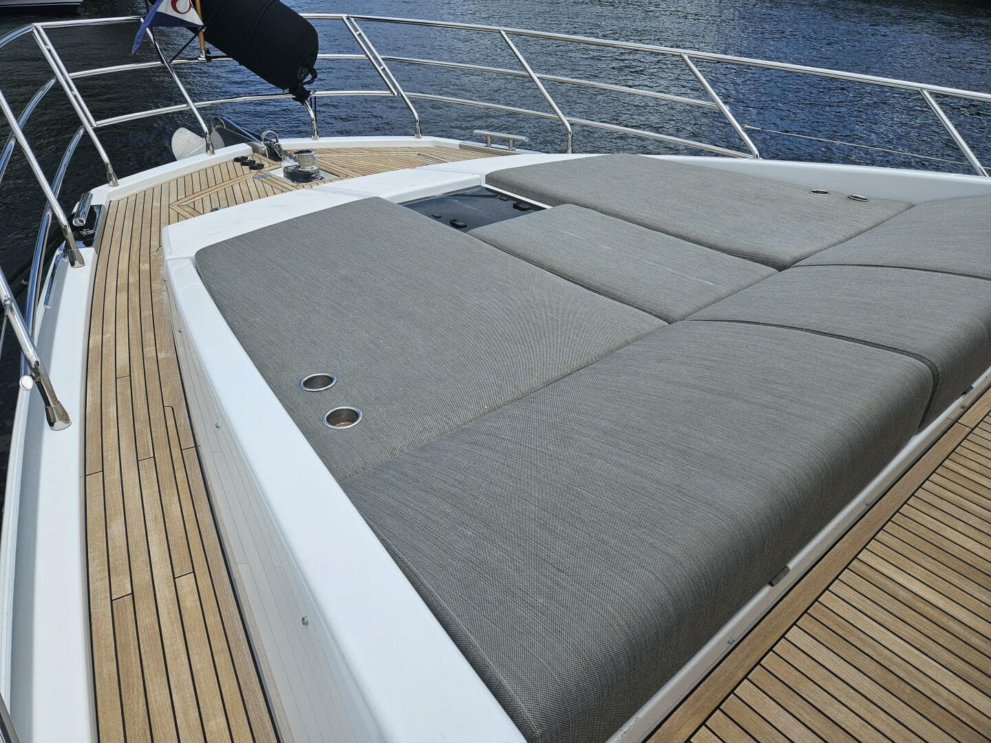 2022 Azimut 66 — photo 17