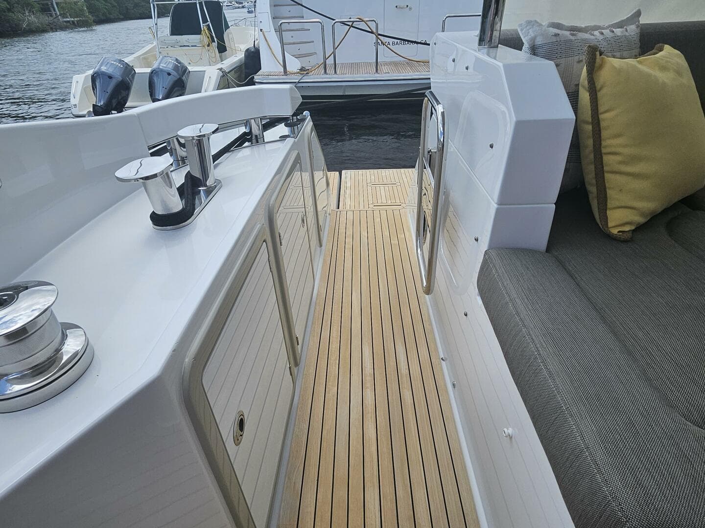 2022 Azimut 66 — photo 8