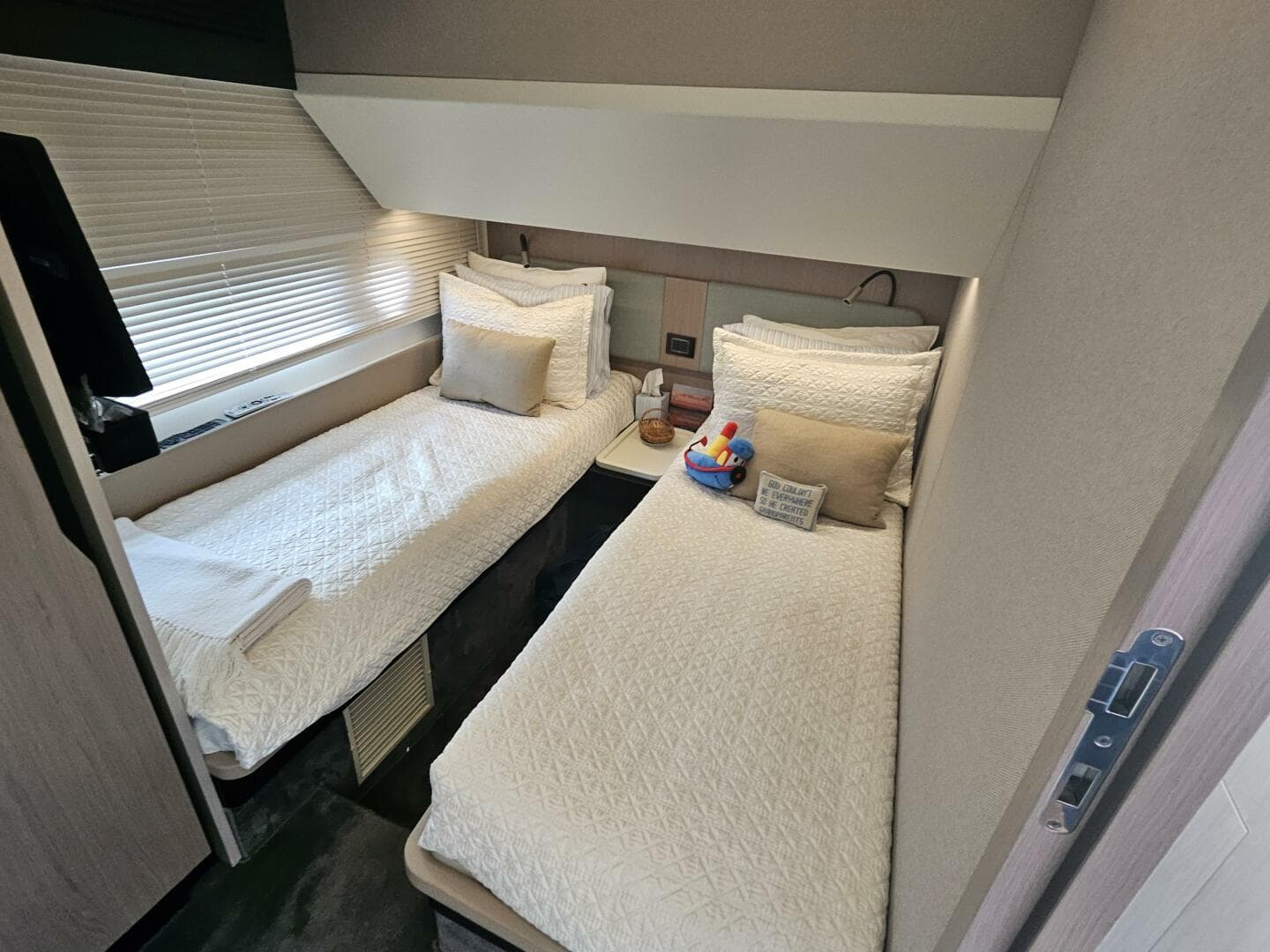 2022 Azimut 66 — photo 56