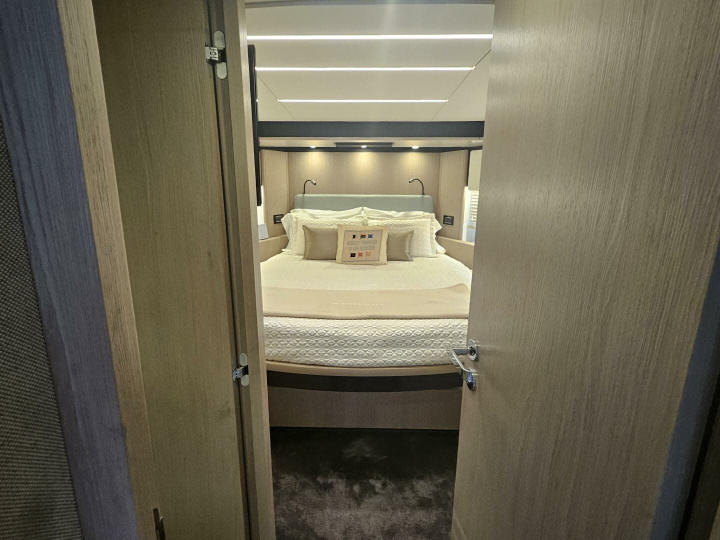 2022 Azimut 66 — photo 51