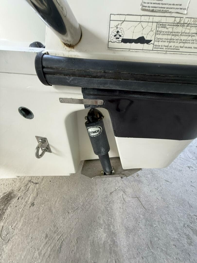 2015 Robalo — photo 10