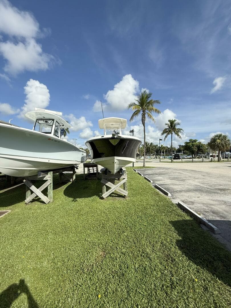 2015 Robalo — photo 4