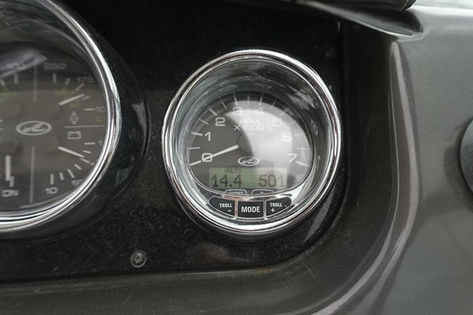 2010 Sea Ray 310 Sundancer — photo 20