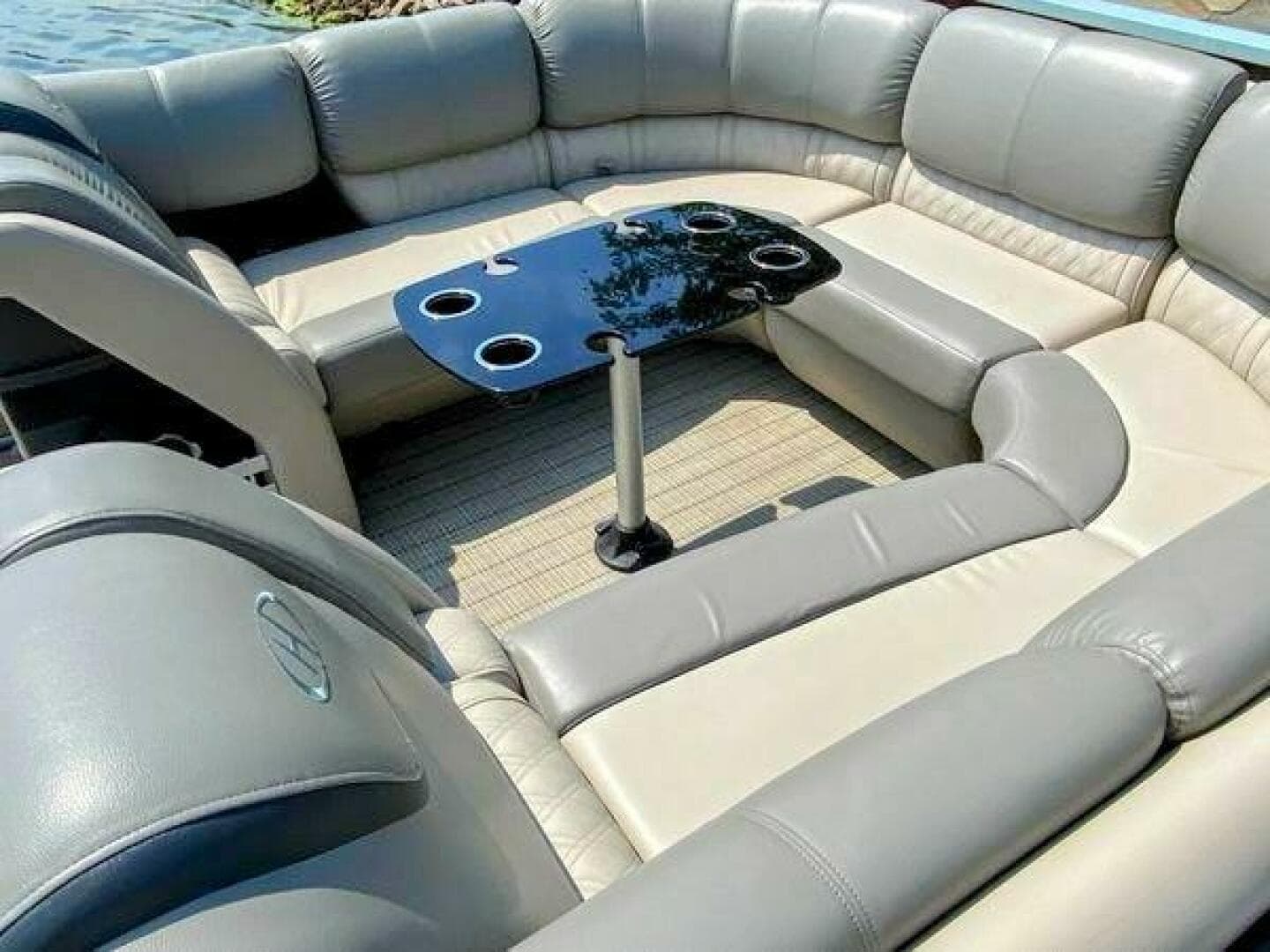 2018 Harris Flotebote 250 Grand Mariner Single Lounging Double Tritoon — photo 6