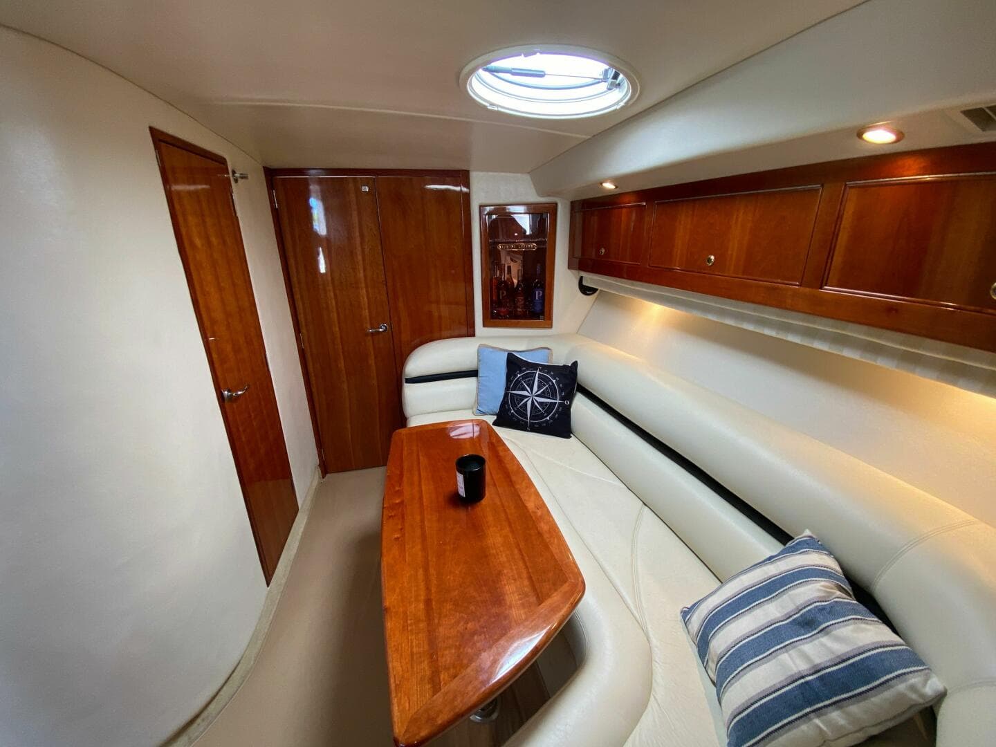 2002 Riviera 47 Excalibur — photo 20