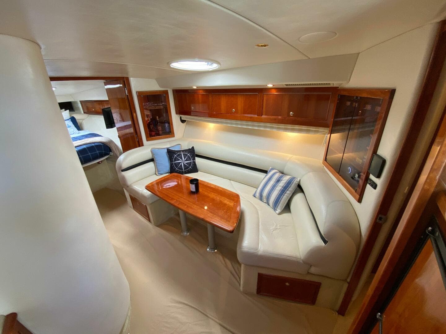 2002 Riviera 47 Excalibur — photo 3