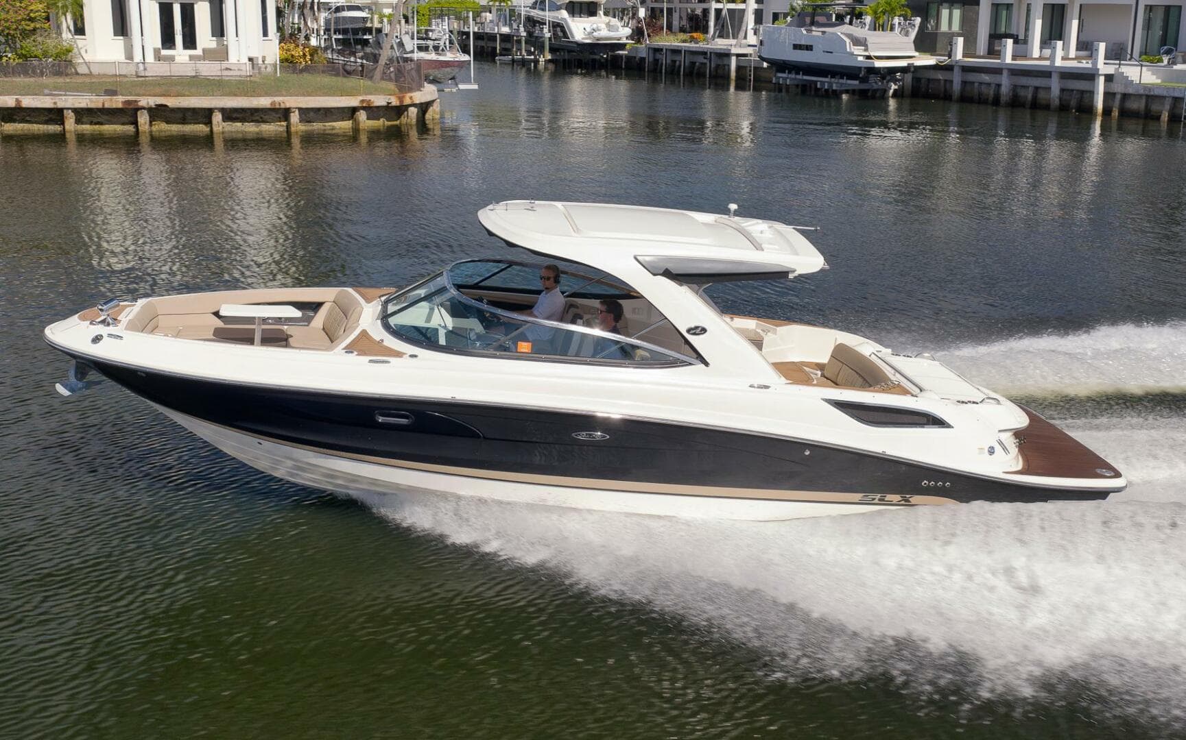 2016 Sea Ray Slx 350 — photo 1