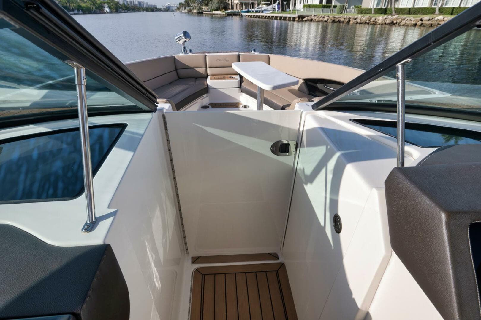 2016 Sea Ray Slx 350 — photo 13