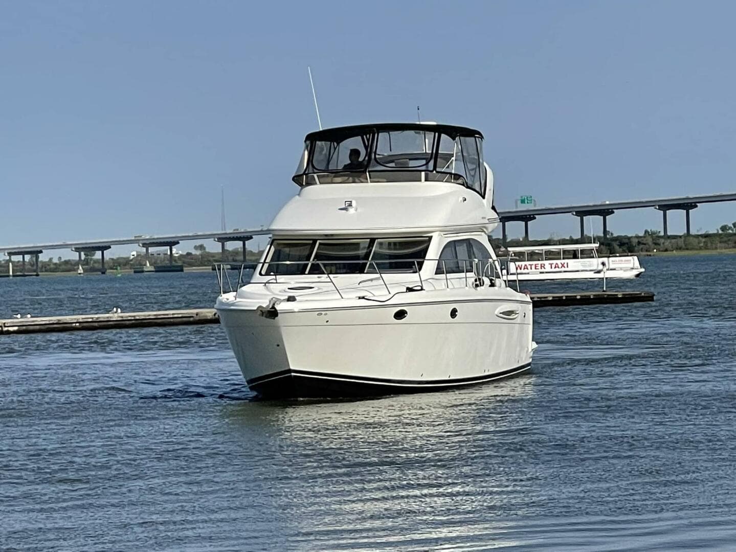 2006 Meridian 411 Sedan — photo 2