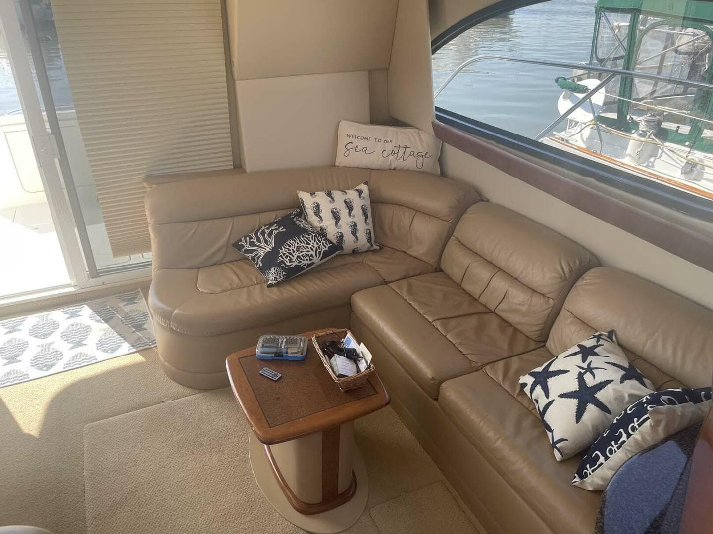 2006 Meridian 411 Sedan — photo 12