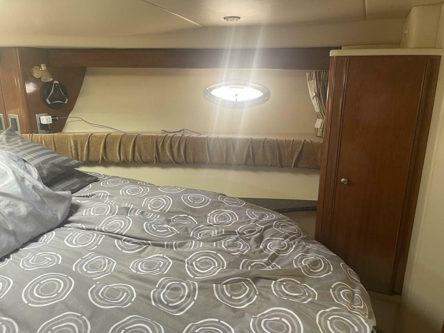 2006 Meridian 411 Sedan — photo 39