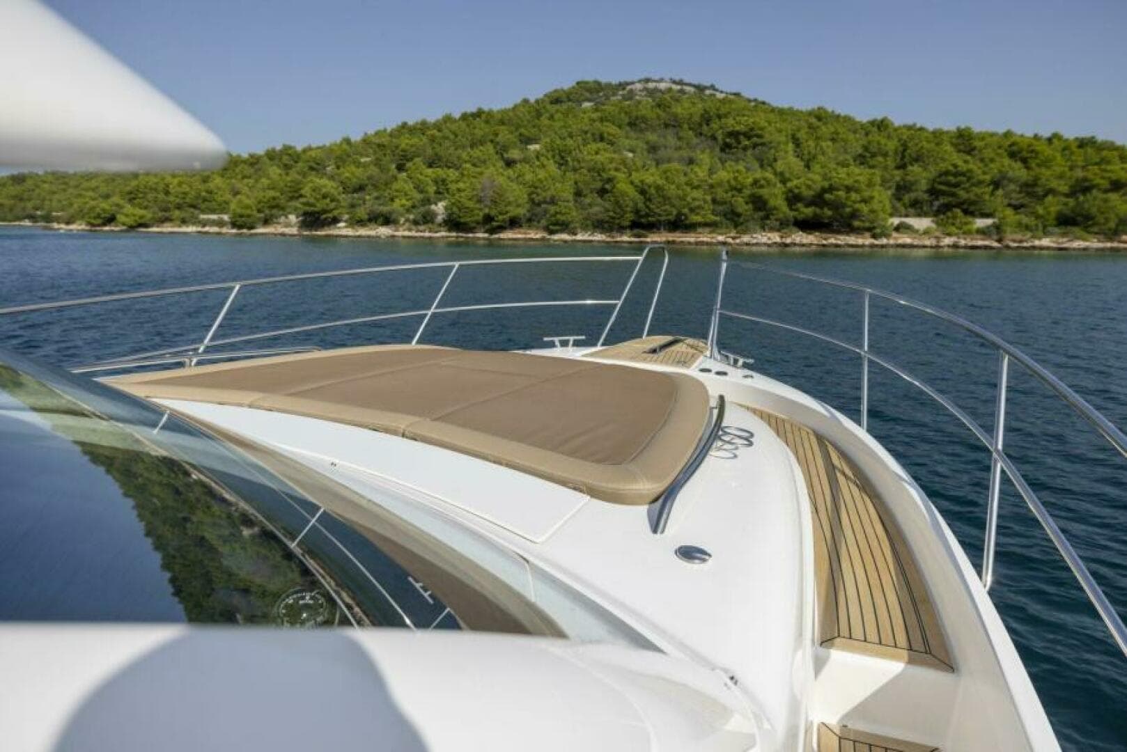 2025 Nimbus 405 Flybridge — photo 11