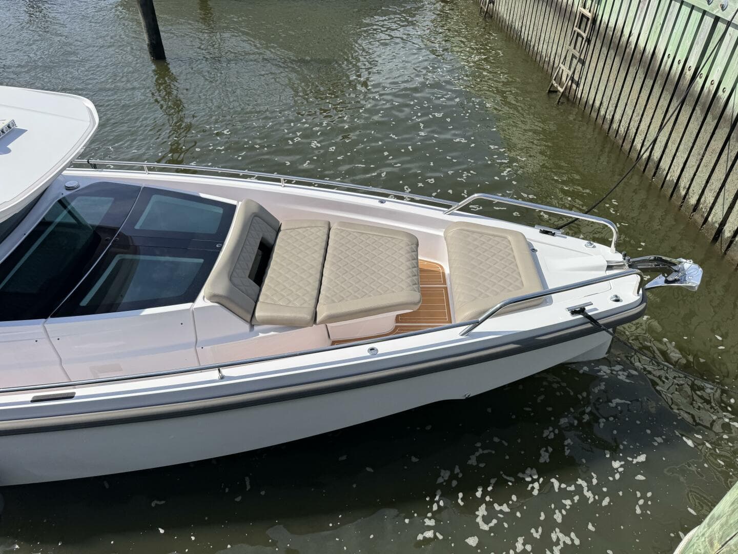 2022 Axopar 37 XC Cross Cabin — photo 43