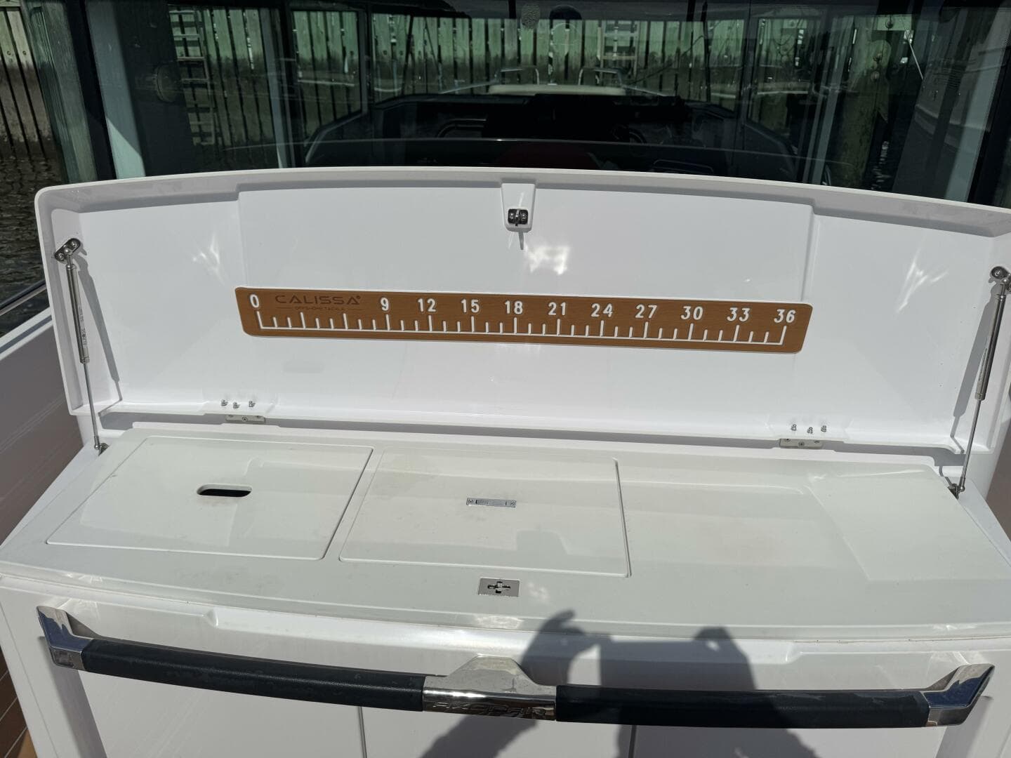 2022 Axopar 37 XC Cross Cabin — photo 16