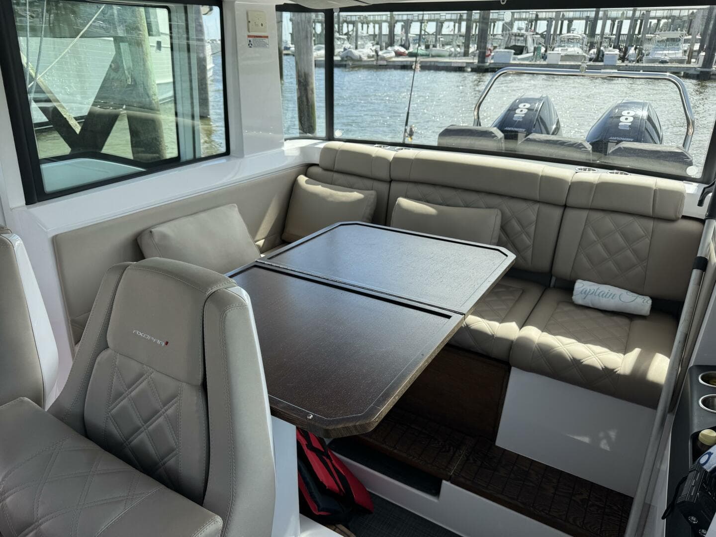 2022 Axopar 37 XC Cross Cabin — photo 22