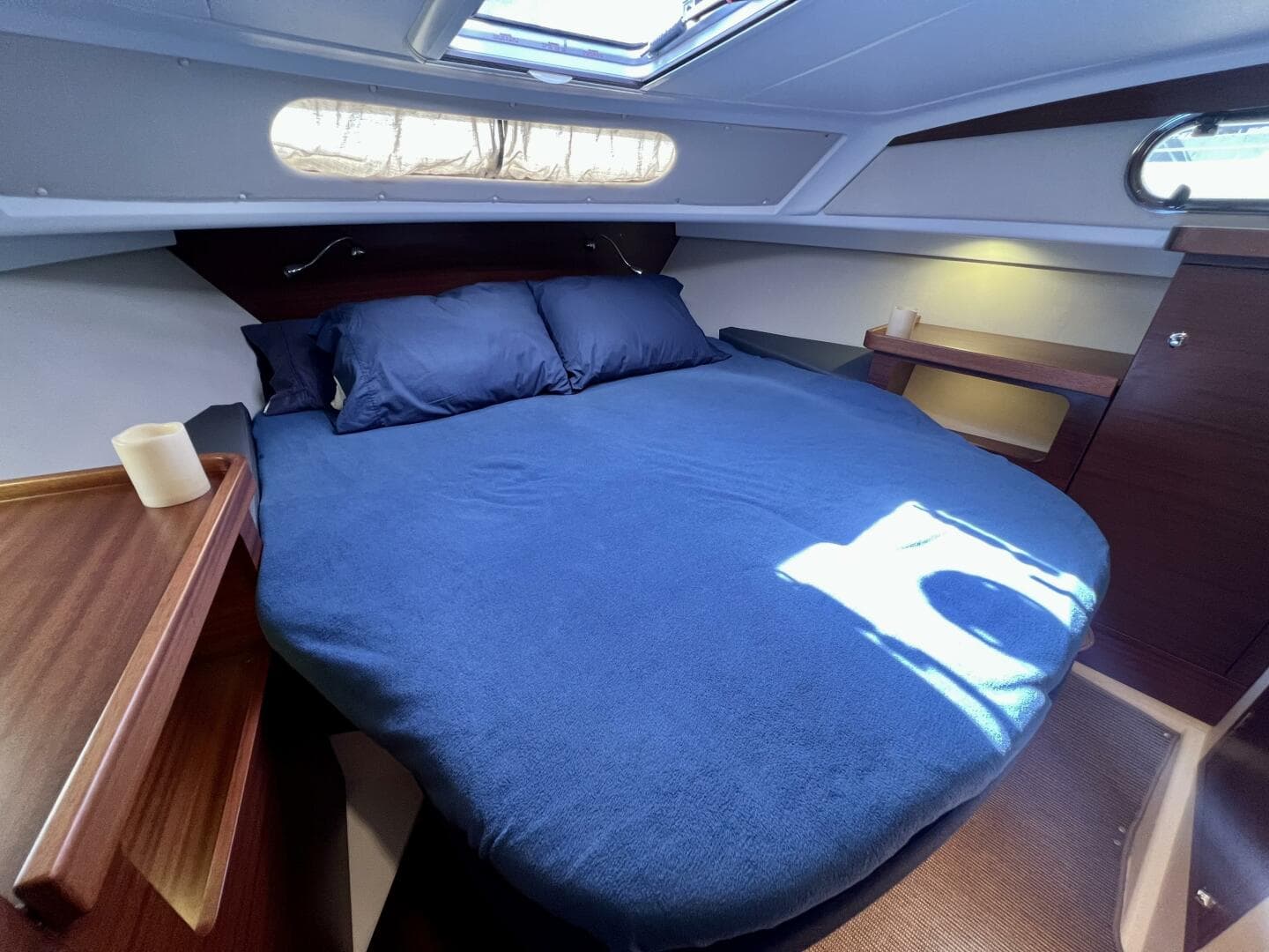 2018 Nimbus 365 Coupe — photo 61