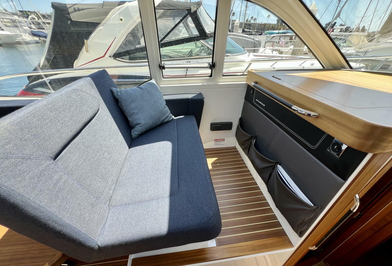 2018 Nimbus 365 Coupe — photo 43