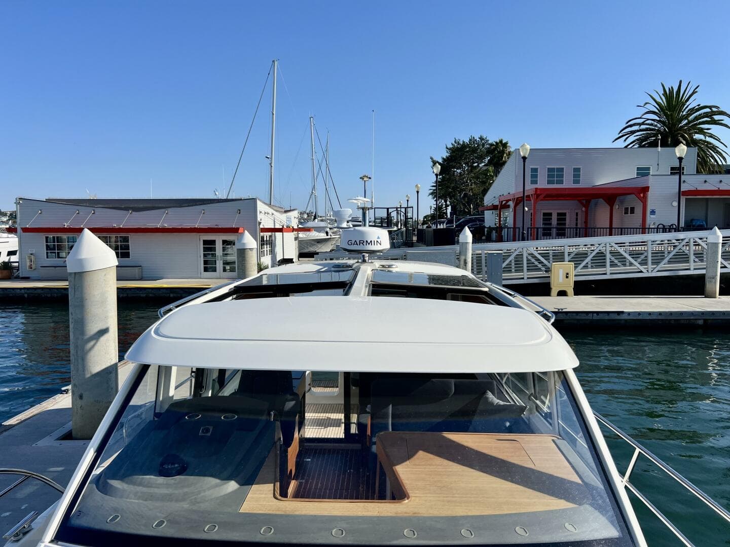 2018 Nimbus 365 Coupe — photo 28