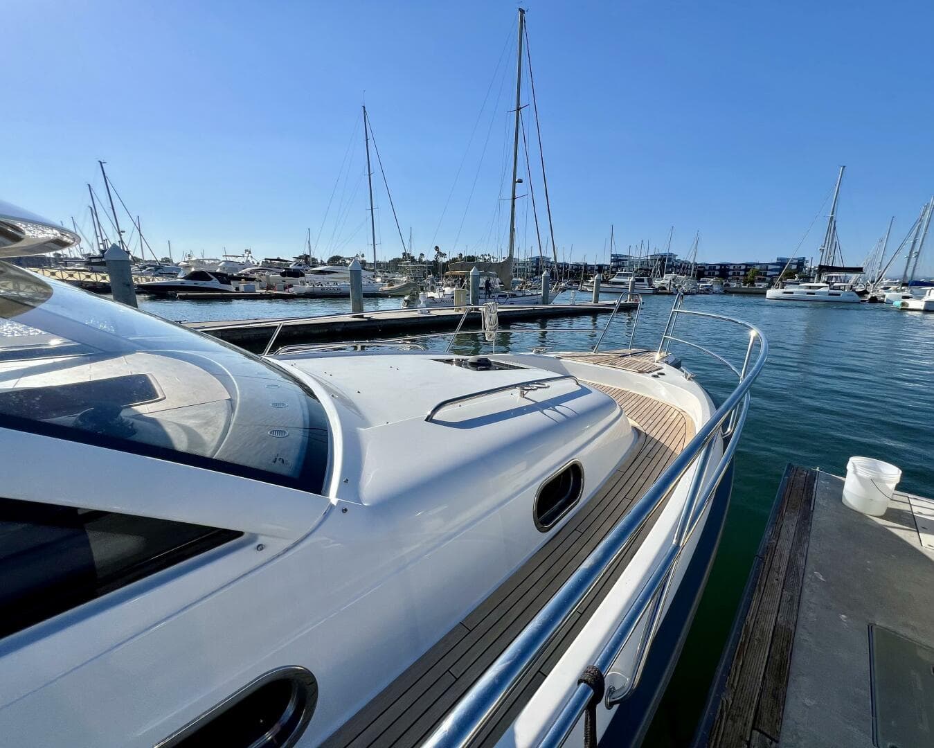 2018 Nimbus 365 Coupe — photo 8