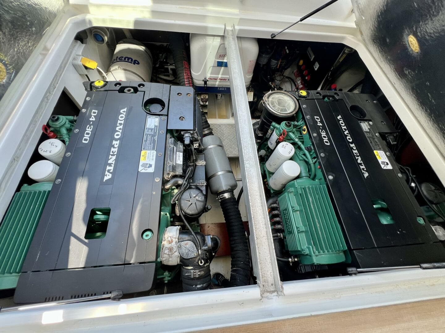 2018 Nimbus 365 Coupe — photo 66