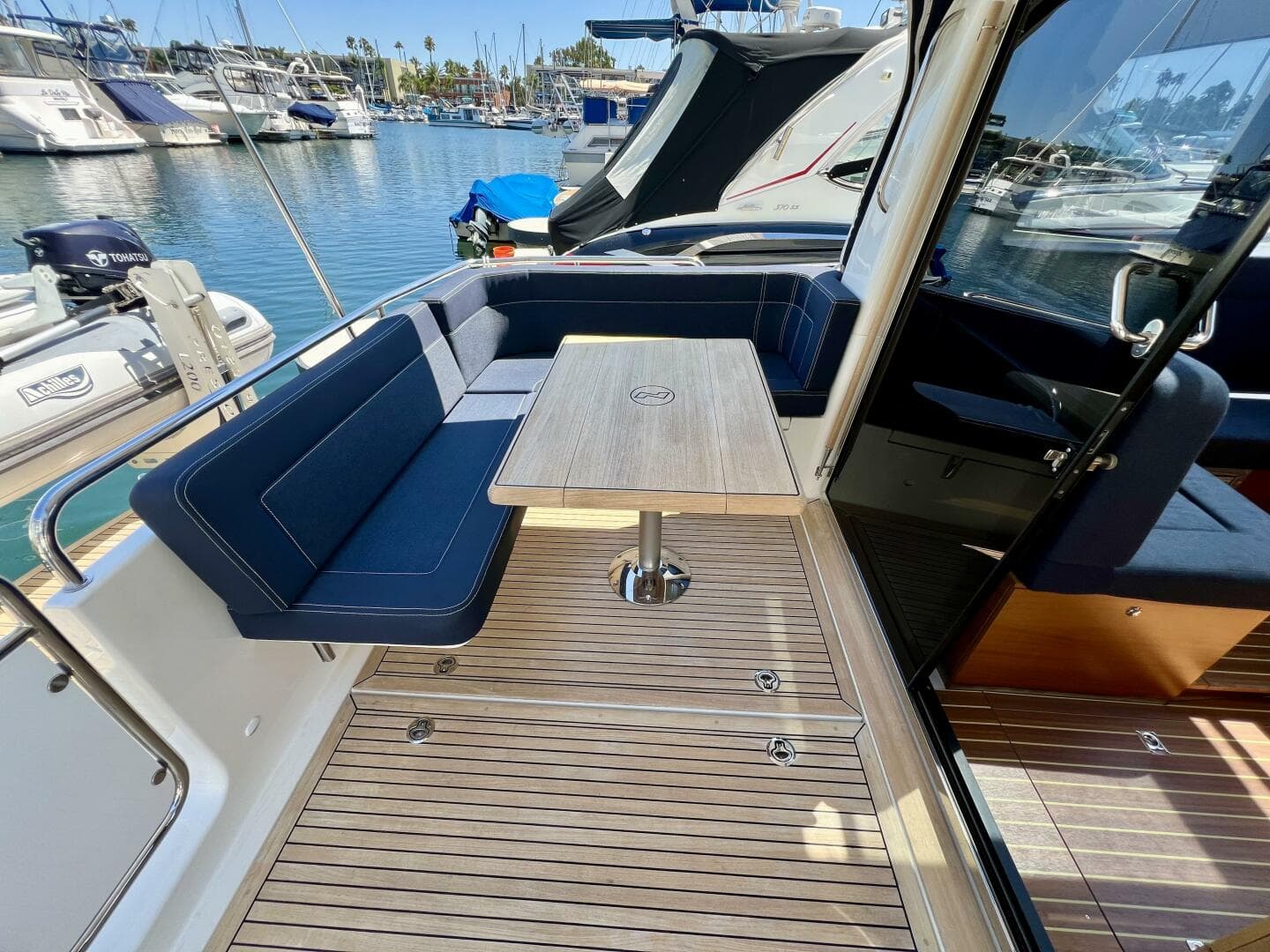 2018 Nimbus 365 Coupe — photo 32