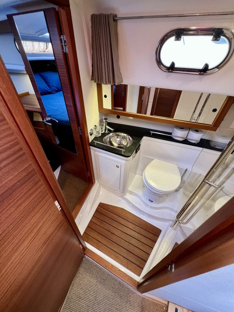 2018 Nimbus 365 Coupe — photo 63