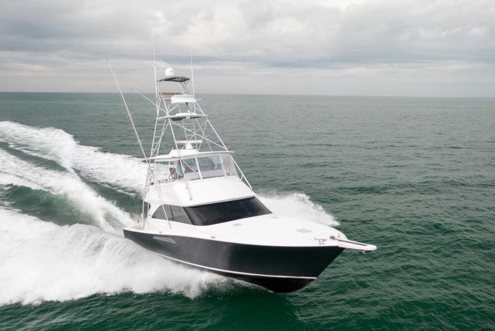 2003 Viking 45 Convertible — photo 50