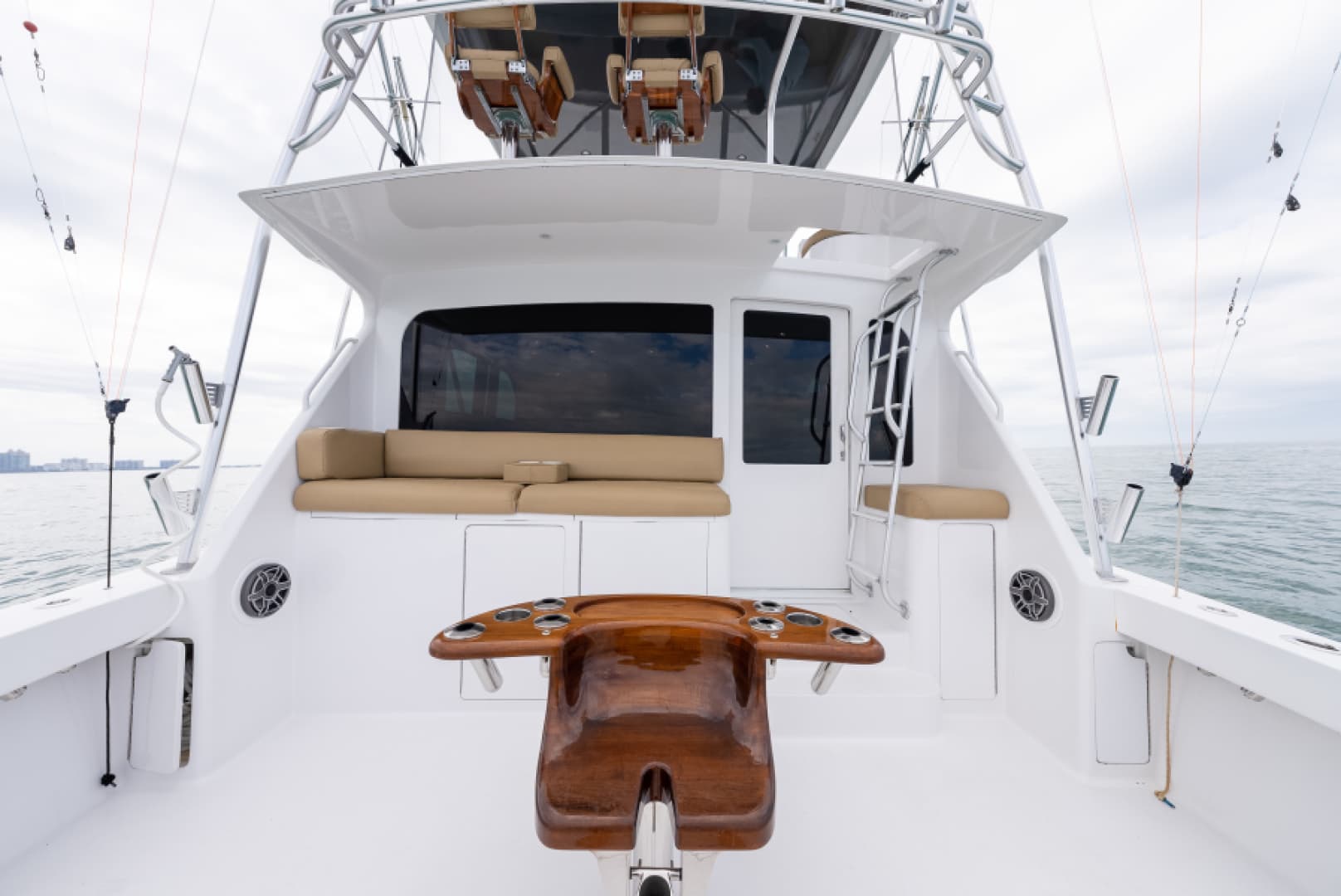 2003 Viking 45 Convertible — photo 12
