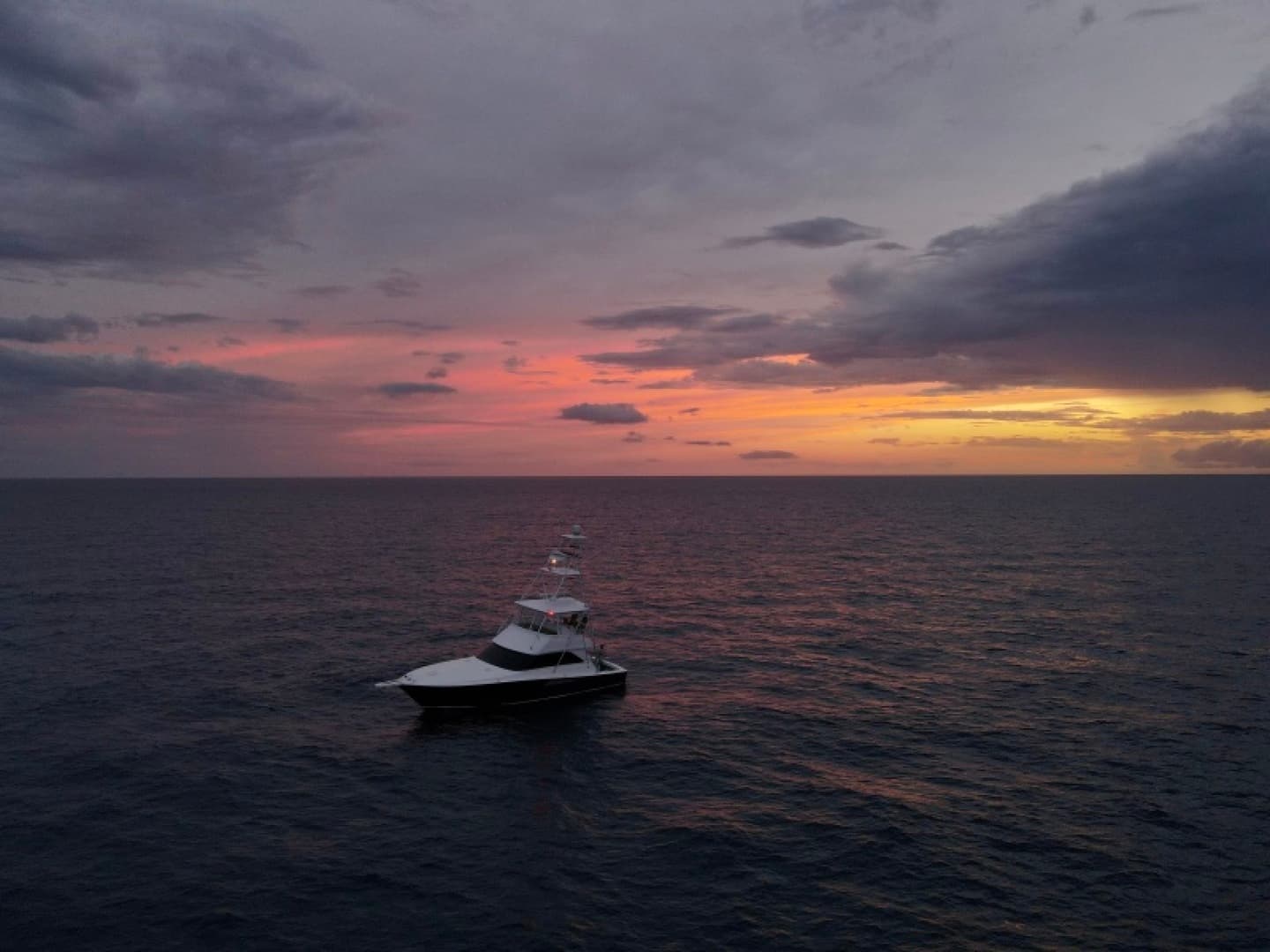 2003 Viking 45 Convertible — photo 51