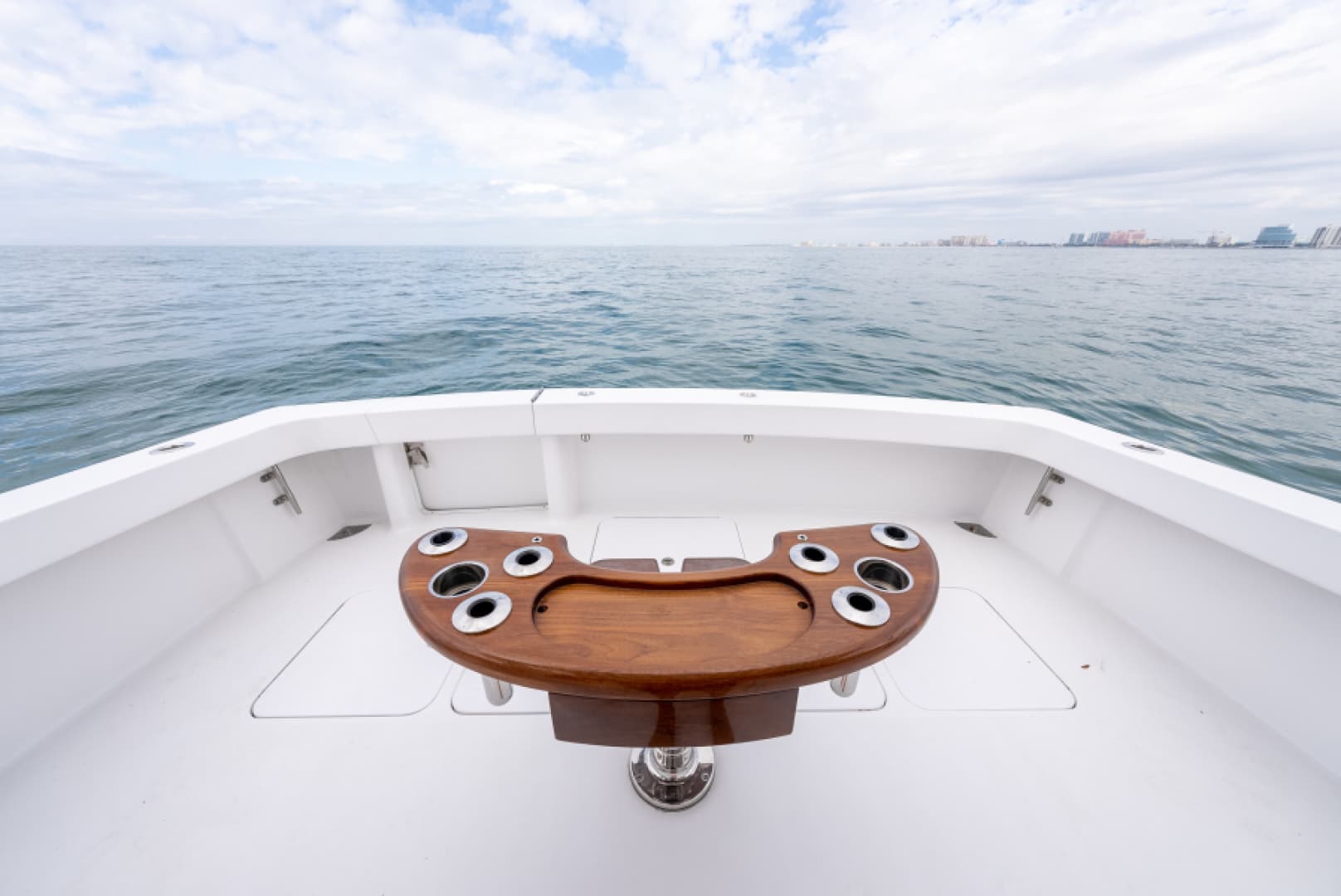 2003 Viking 45 Convertible — photo 8