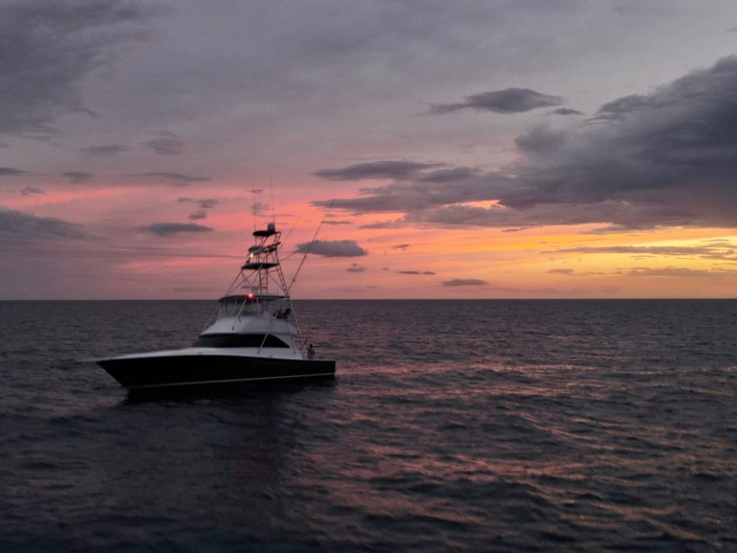 2003 Viking 45 Convertible — photo 53