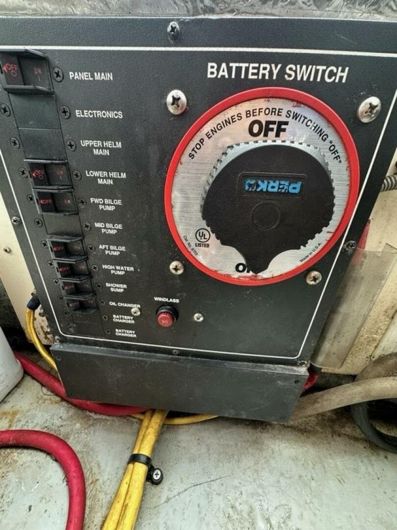 2002 Mainship Pilot 34 — photo 34