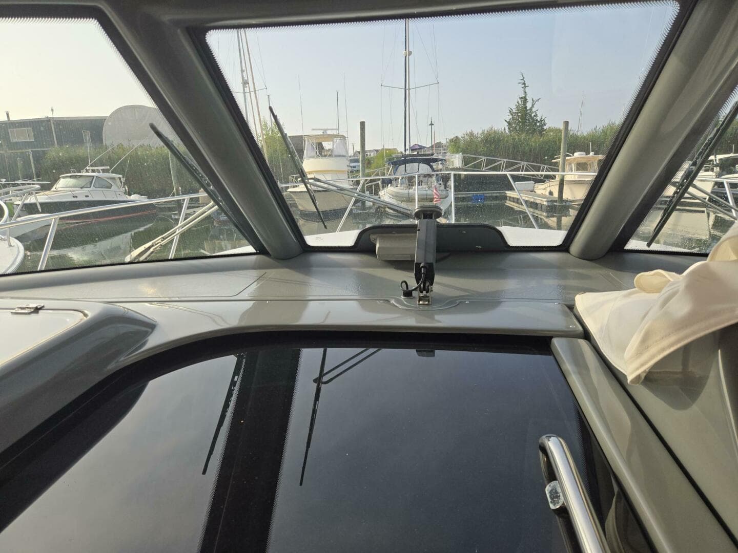 2001 Tiara Yachts 3800 Express — photo 22