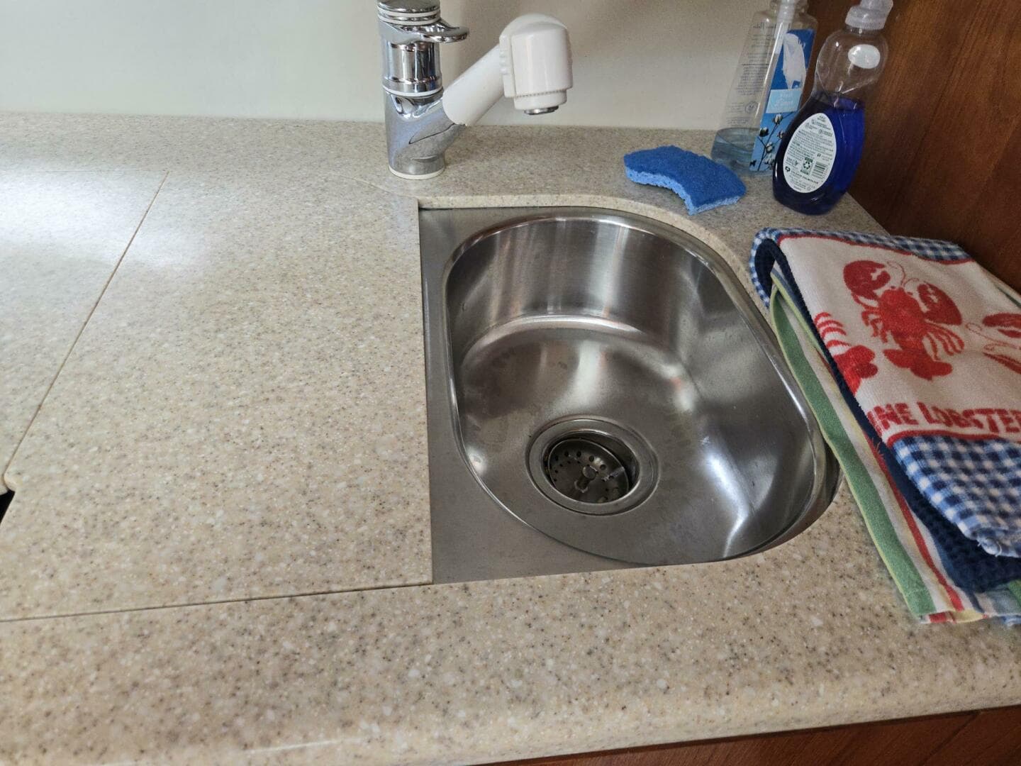 2001 Tiara Yachts 3800 Express — photo 42