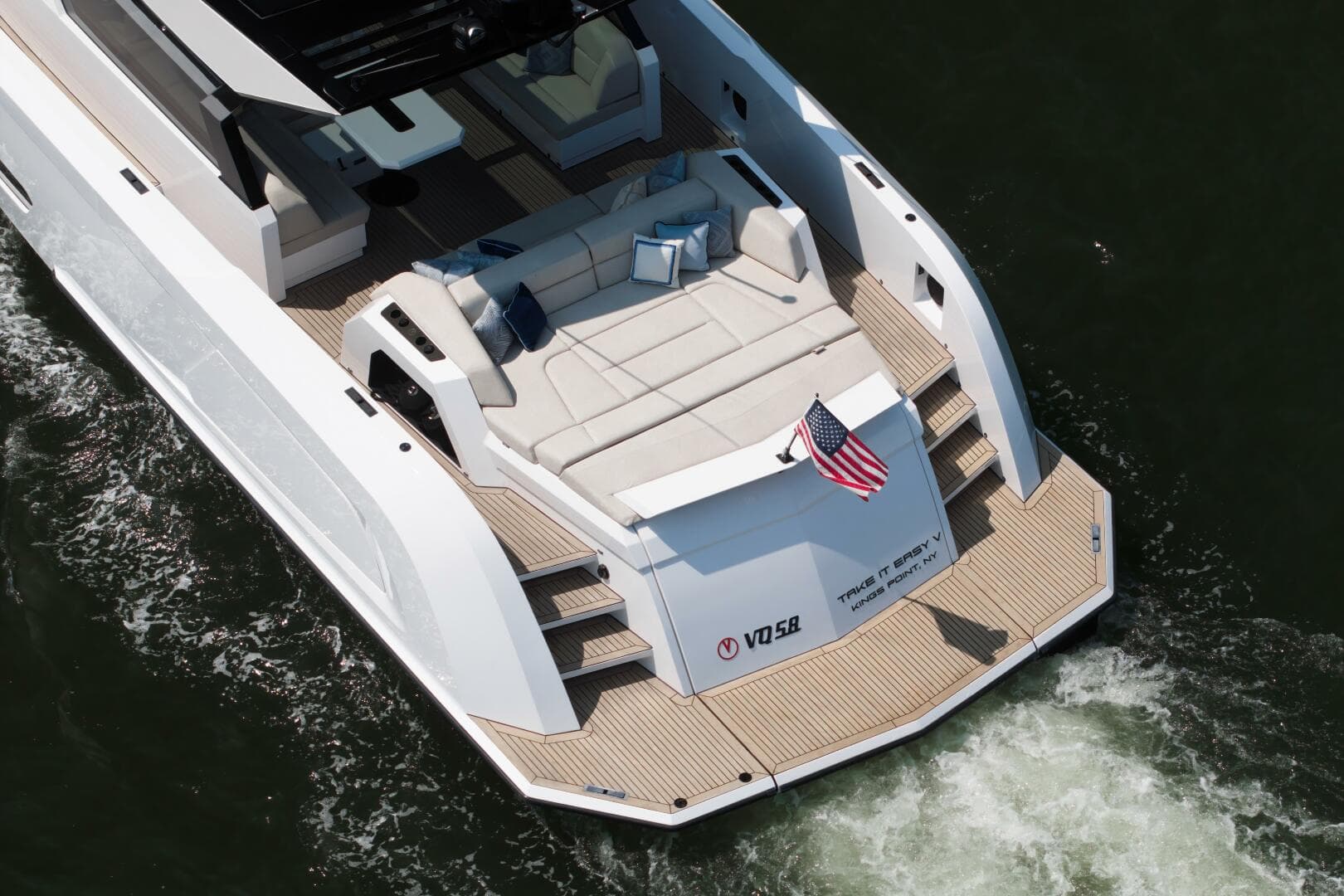 2022 Vanquish Yachts — photo 5