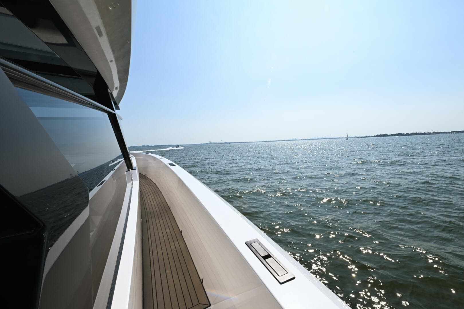 2022 Vanquish Yachts — photo 11