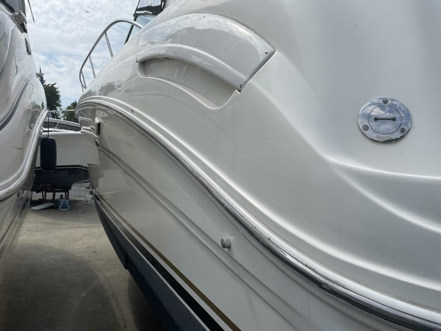 2003 Sea Ray 300 Sundancer — photo 37