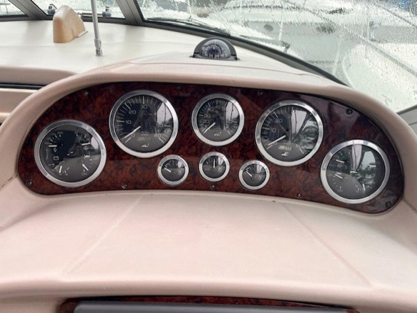 2003 Sea Ray 300 Sundancer — photo 18