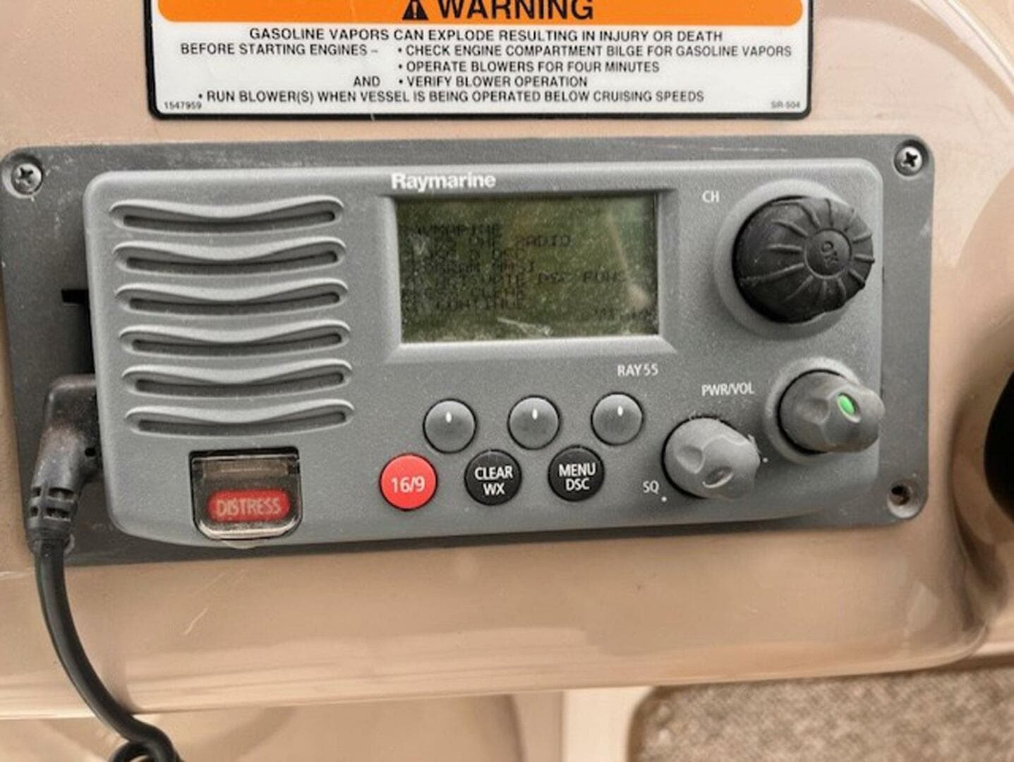 2003 Sea Ray 300 Sundancer — photo 17