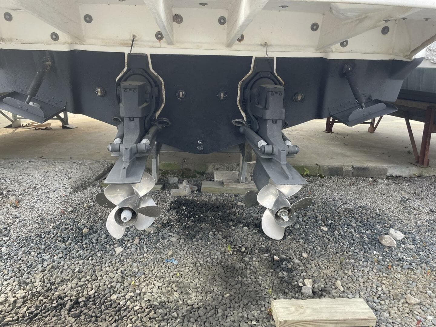 2003 Sea Ray 300 Sundancer — photo 44