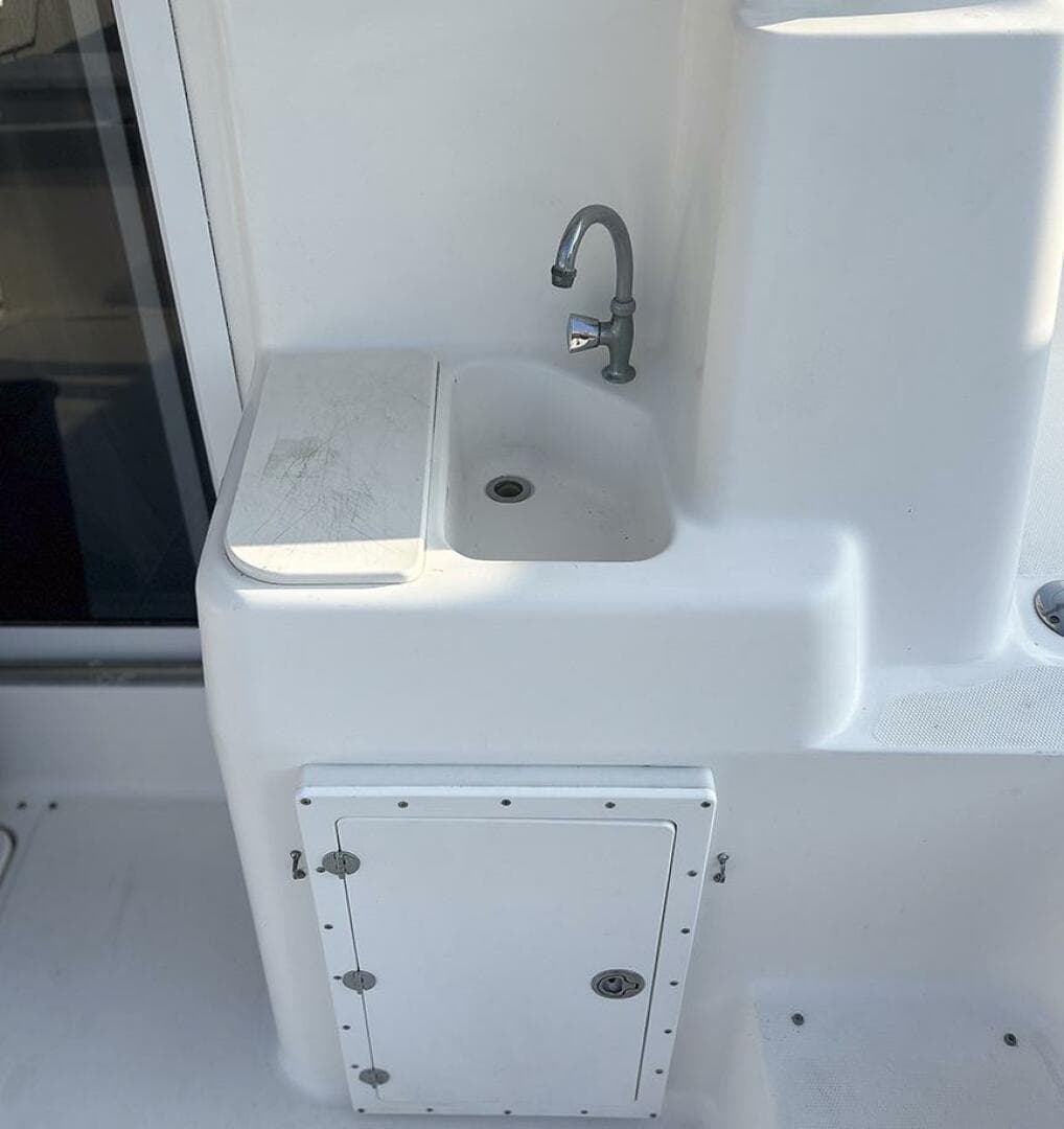 2002 Silverton 42 Convertible — photo 10