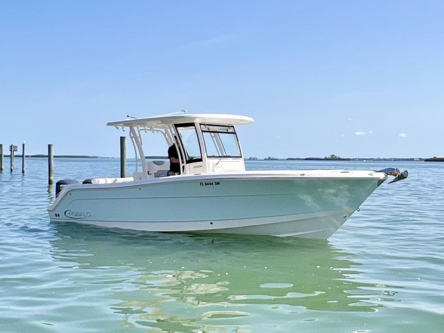 2020 Robalo R302 — photo 3