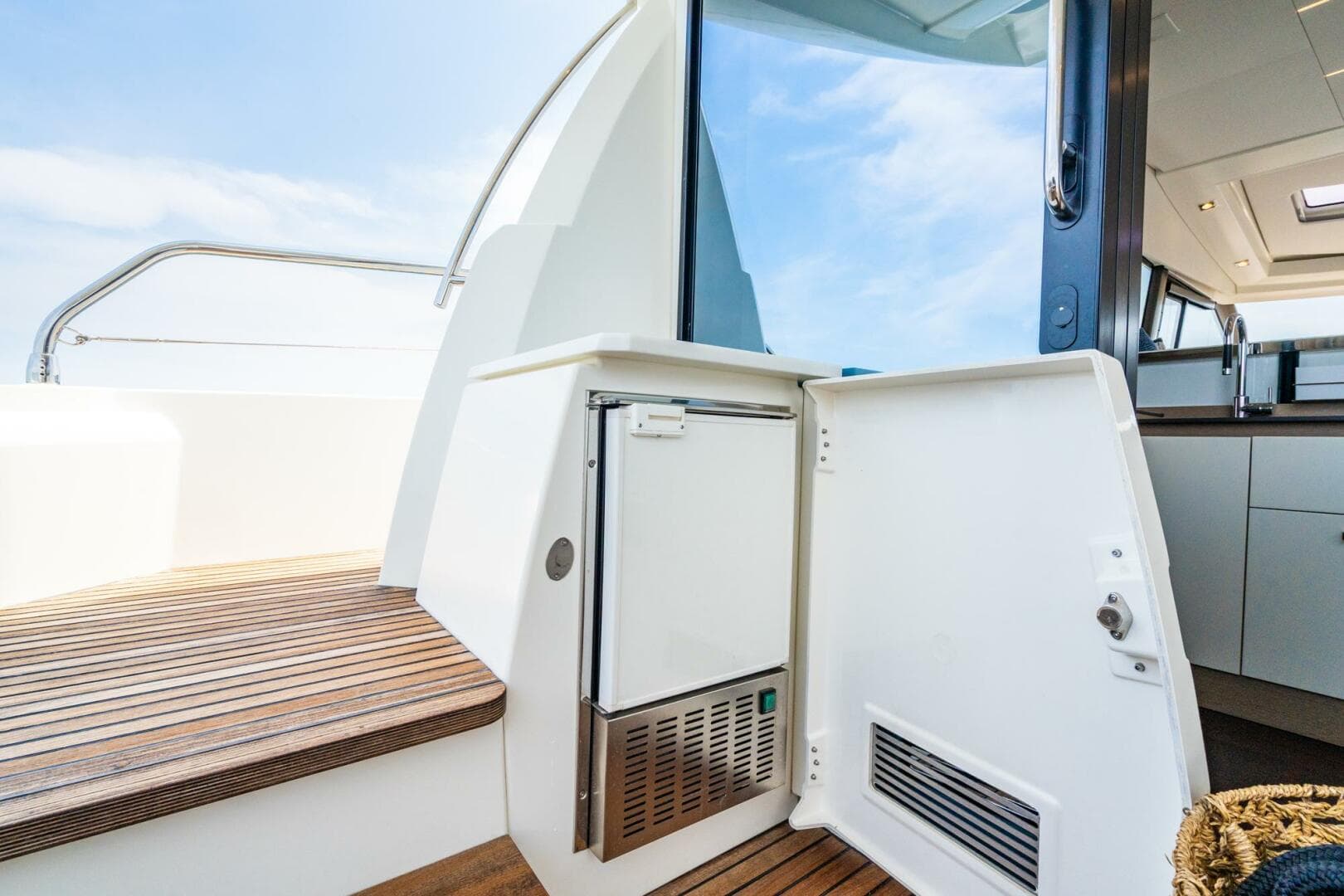 2019 Prestige — photo 38