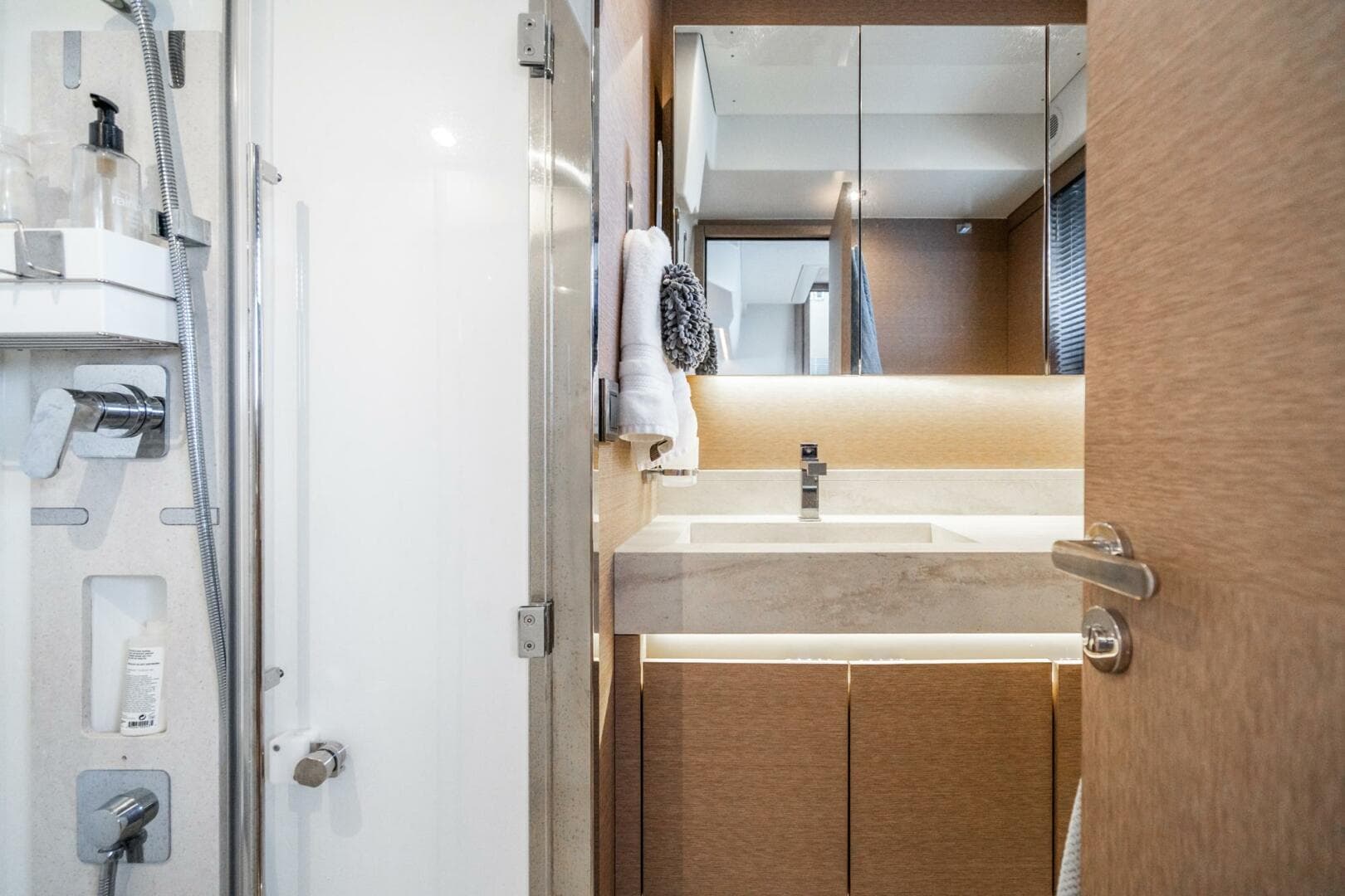 2019 Prestige — photo 49