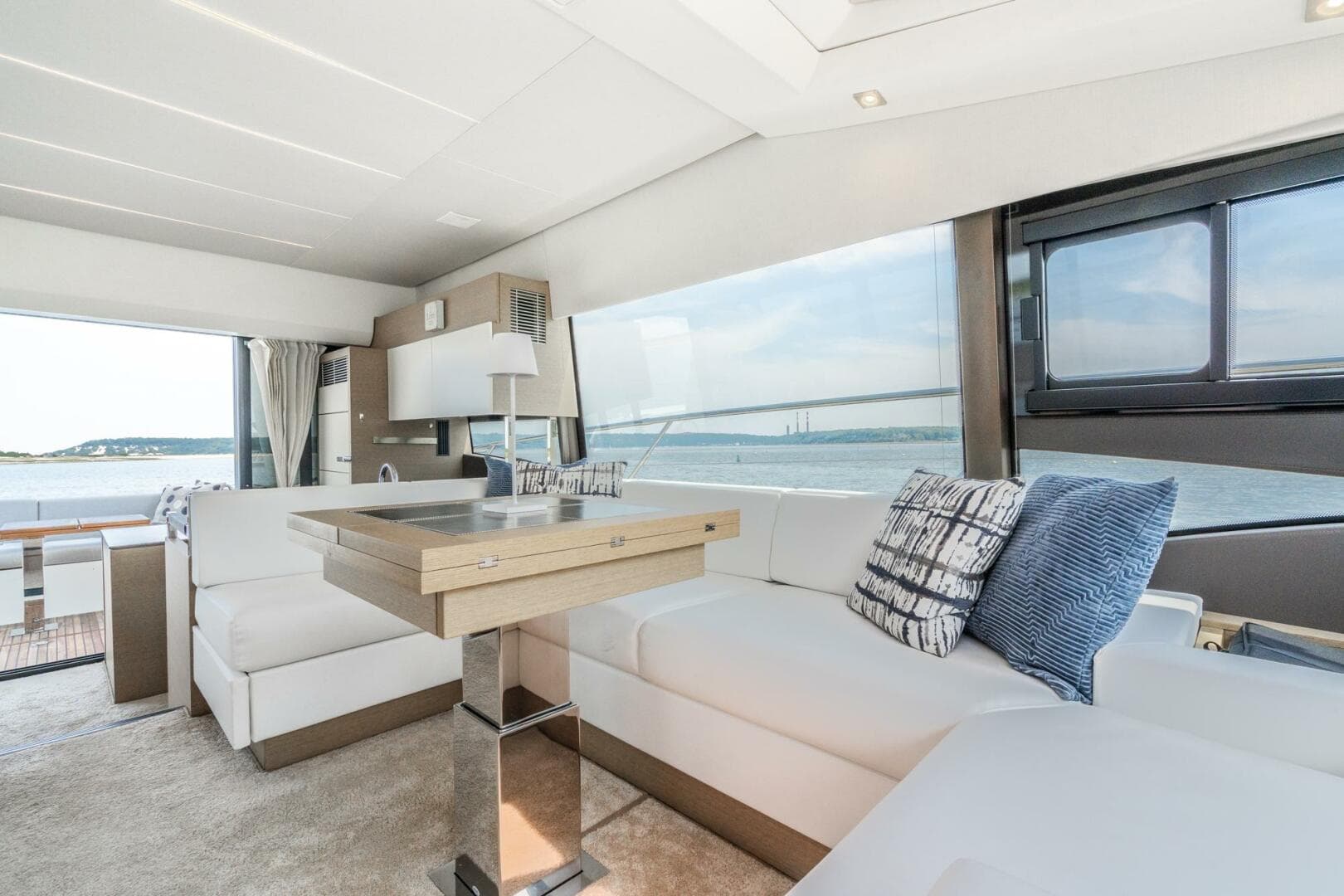 2019 Prestige — photo 13