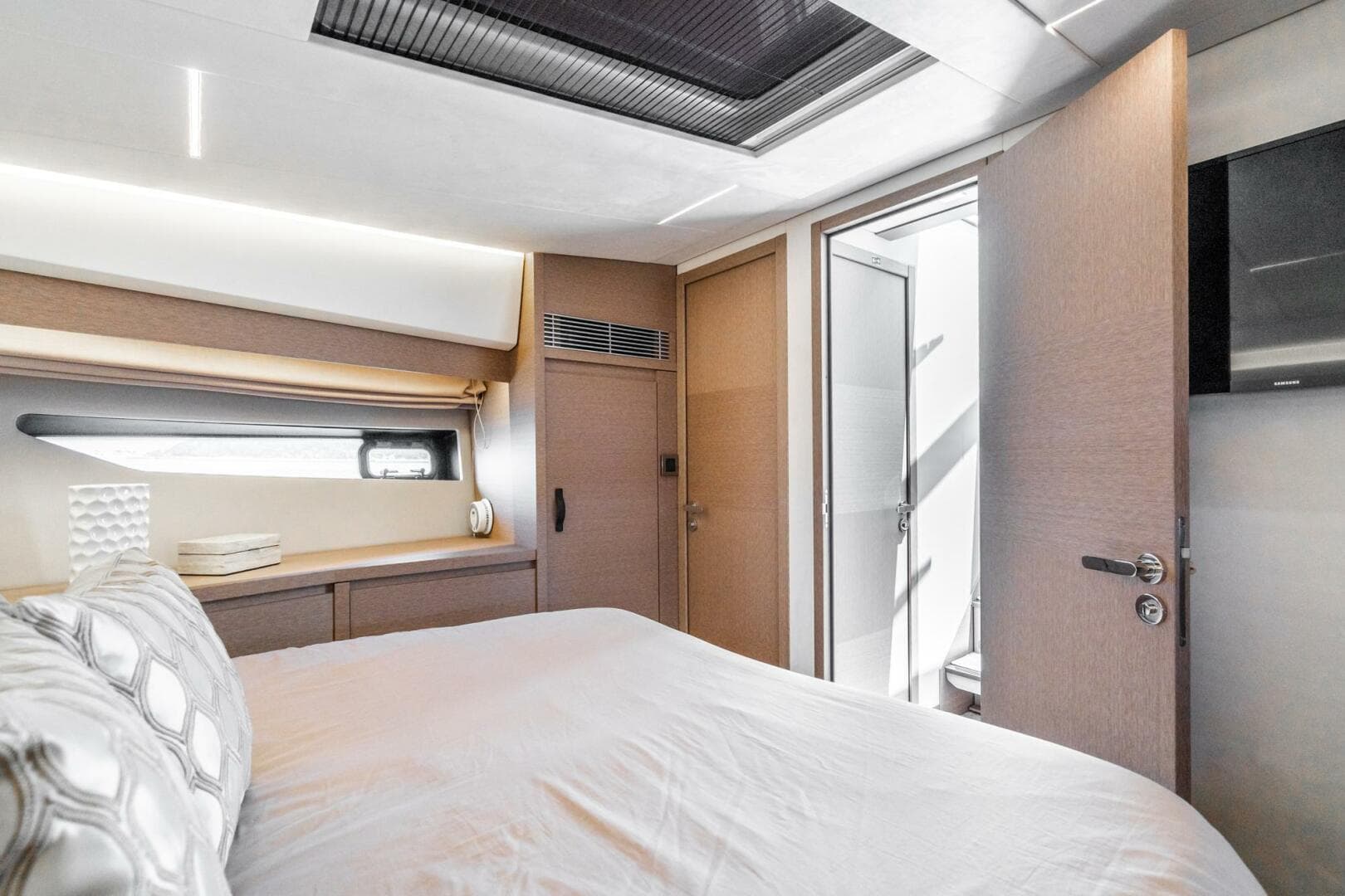 2019 Prestige — photo 57