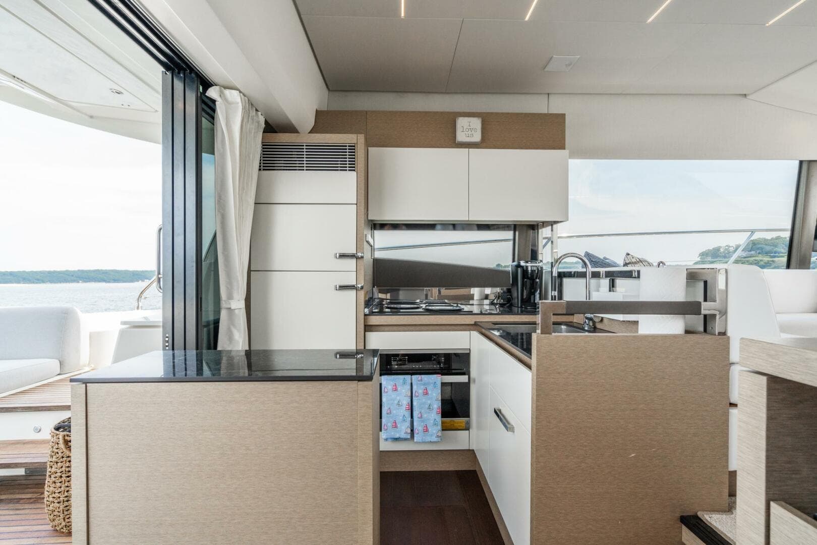 2019 Prestige — photo 17